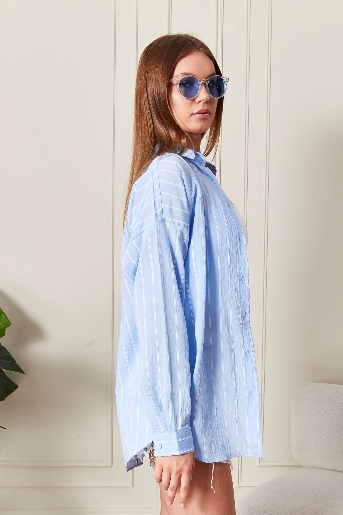 Açık Mavi Çizgili Over Fit Her Mevsime Uygun Kadın Gömlek