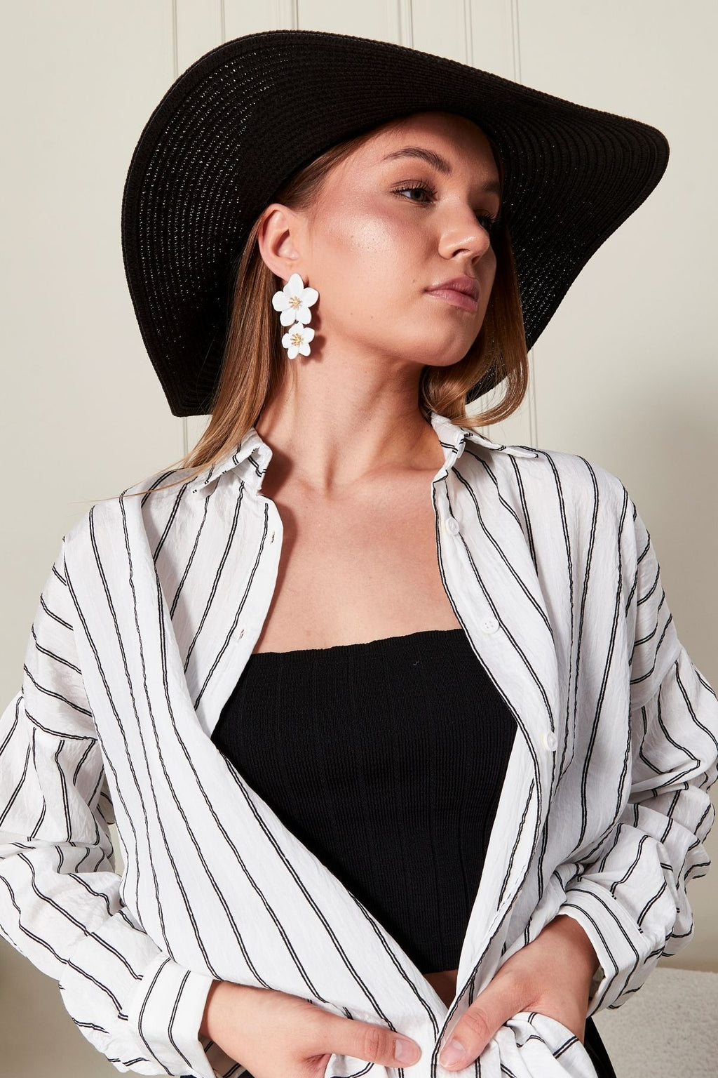 Beyaz Çizgili Over Fit Her Mevsime Uygun Kadın Gömlek