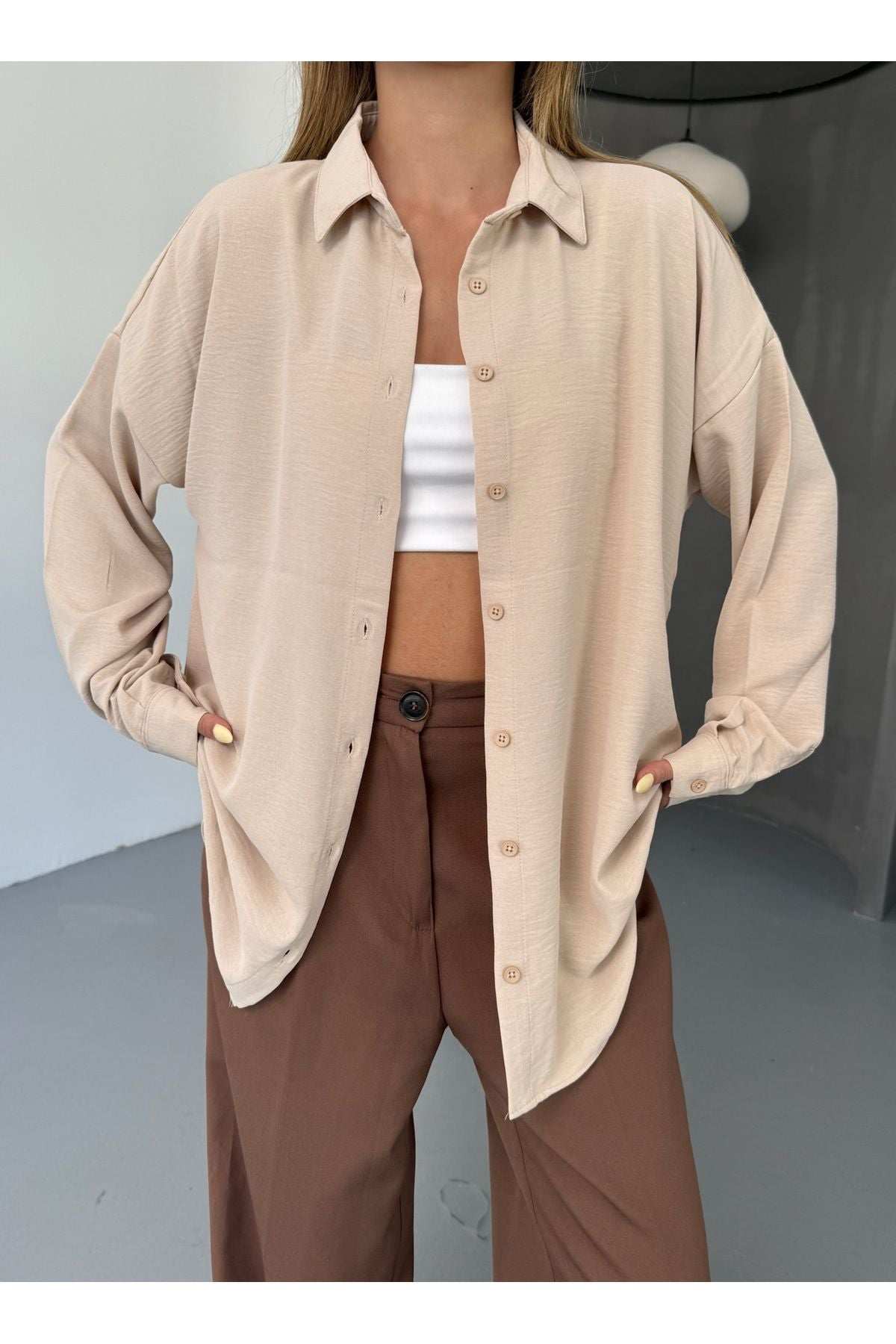 Kadın Bej Oversize Keten Ayrobin Gömlek