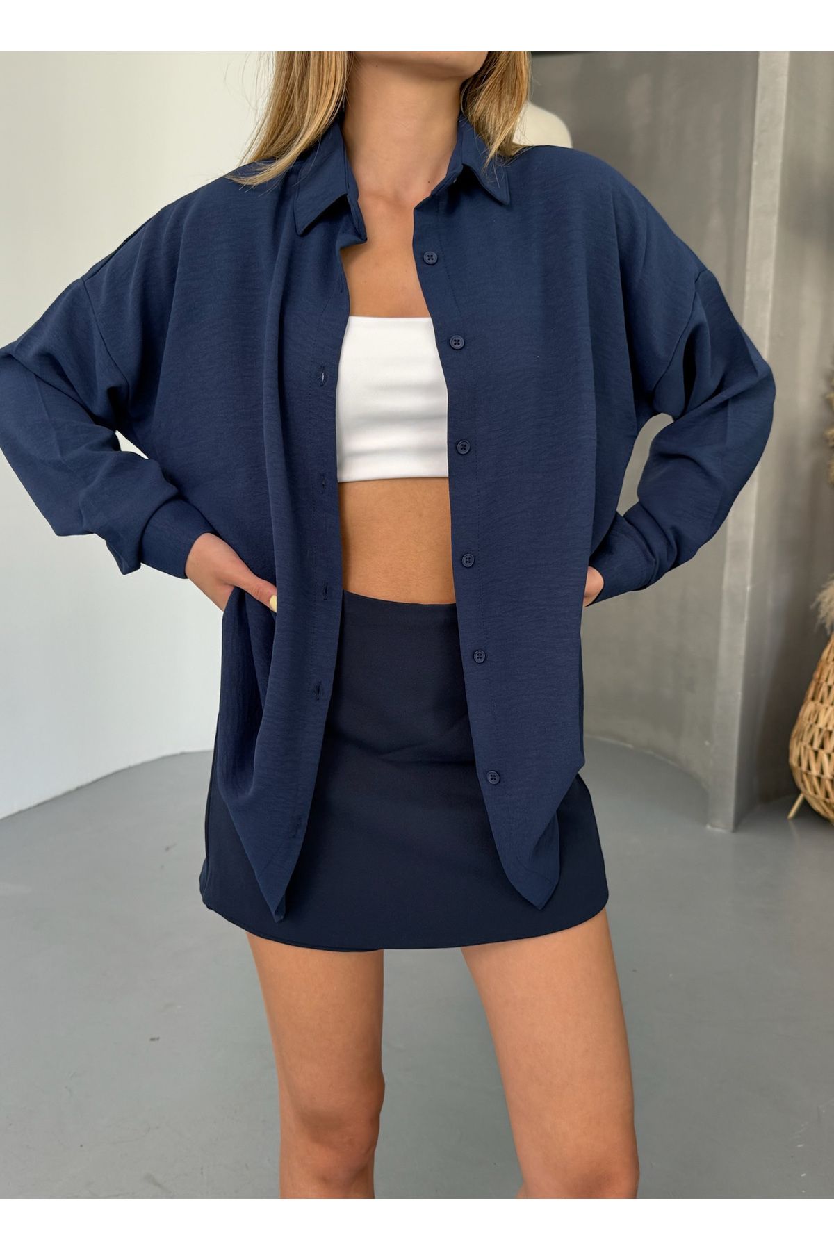 Kadın Lacivert Oversize Keten Ayrobin Gömlek