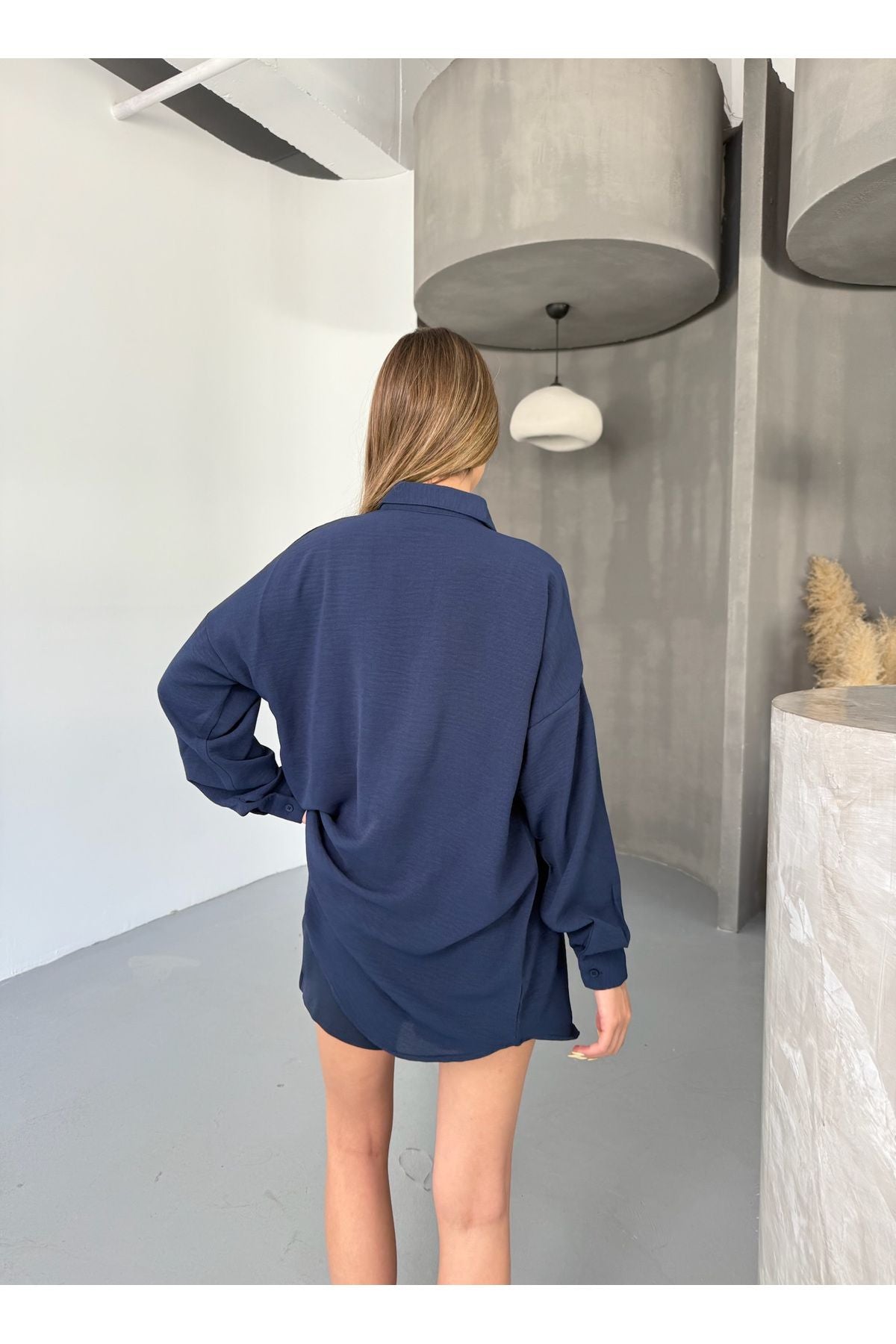 Kadın Lacivert Oversize Keten Ayrobin Gömlek
