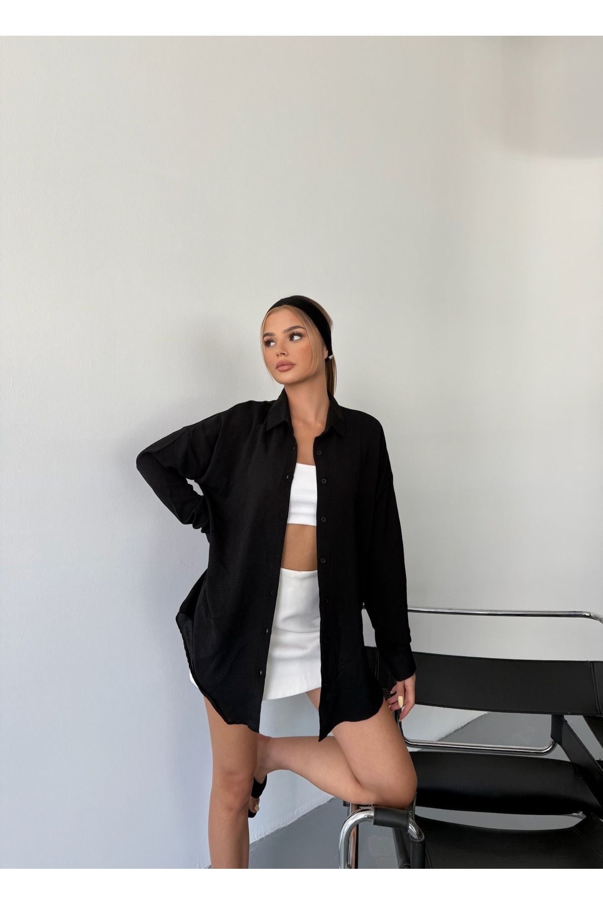 Kadın Siyah Oversize Keten Ayrobin Gömlek