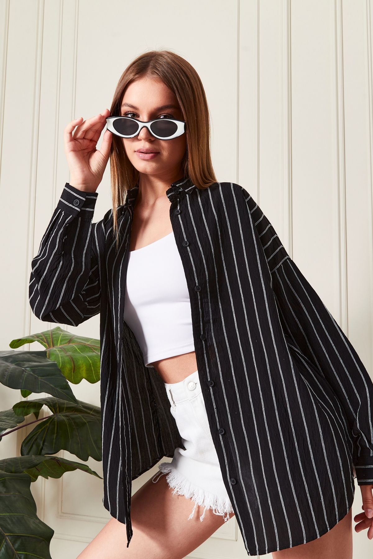 Siyah Çizgili Over Fit Her Mevsime Uygun Kadın Gömlek